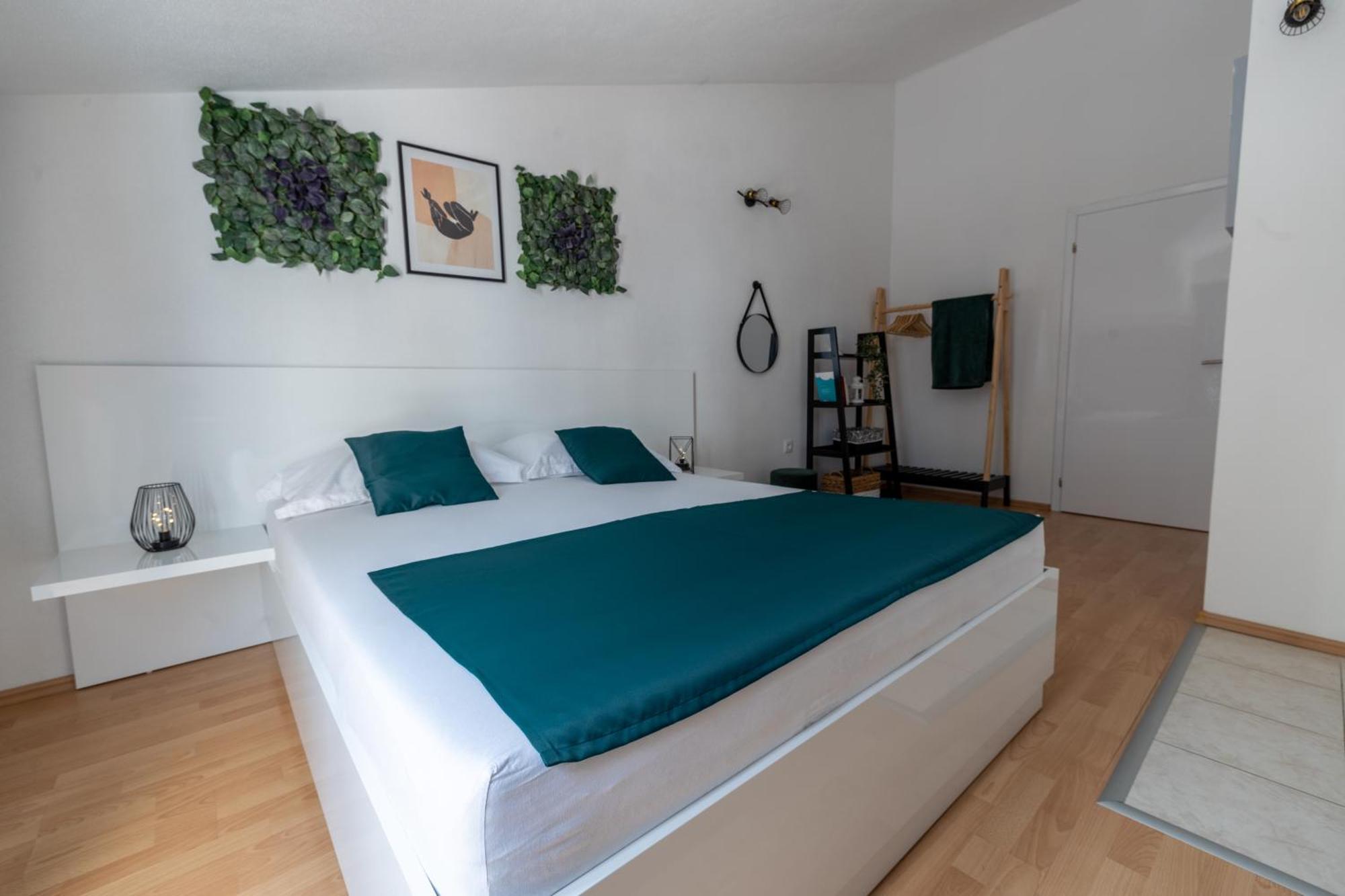 Apartments Rasic Makarska Bagian luar foto